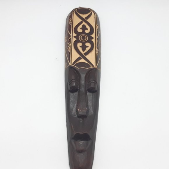 Indonesian Wall Mask With Carving - Picture 3 of 11